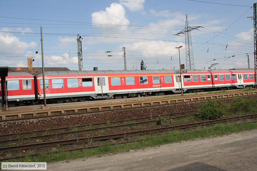 Deutsche Bahn - 50803134172-2
/ Bild: db508031341722_bk1004270345.jpg