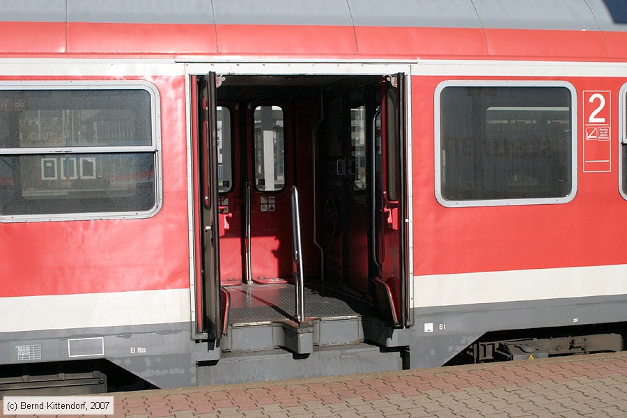 Deutsche Bahn - 50808035159-8
/ Bild: db508080351598_bk0703040154.jpg