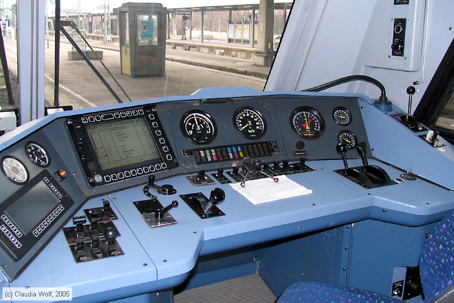 Deutsche Bahn - 50808035351-1 - Innenansicht 
/ Bild: db508080353511_cw008353.jpg