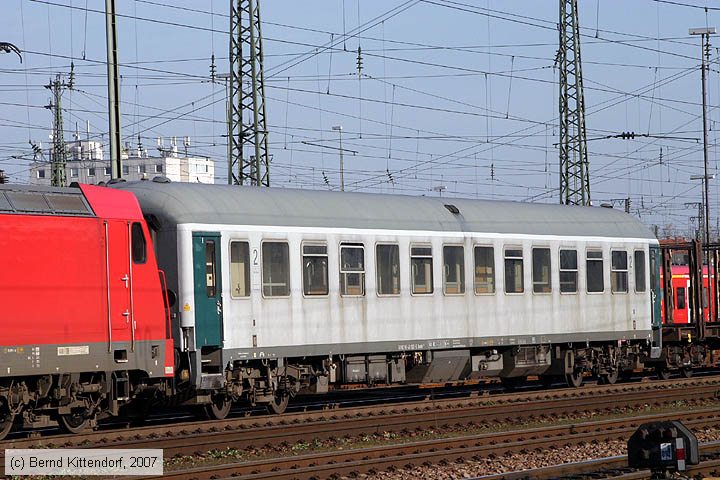 Deutsche Bahn - 63809940102-5
/ Bild: db638099401025_bk0703110157.jpg