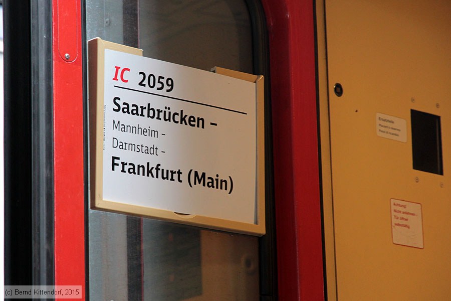 Deutsche Bahn - Zuglaufschild - IC 2059
/ Bild: zuglaufic2059_bk1512120108.jpg