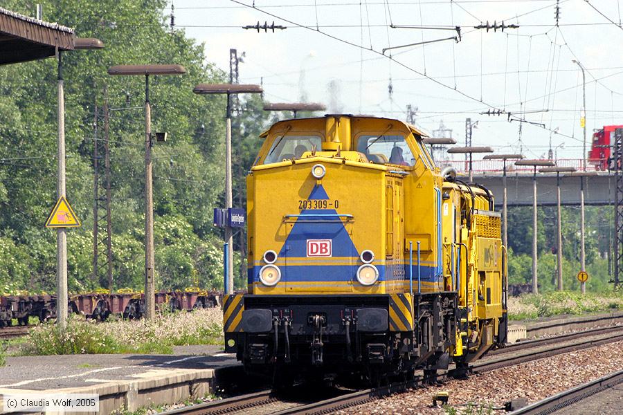 Deutsche Bahn - 203309-0
/ Bild: db2033090_cw0606070081.jpg