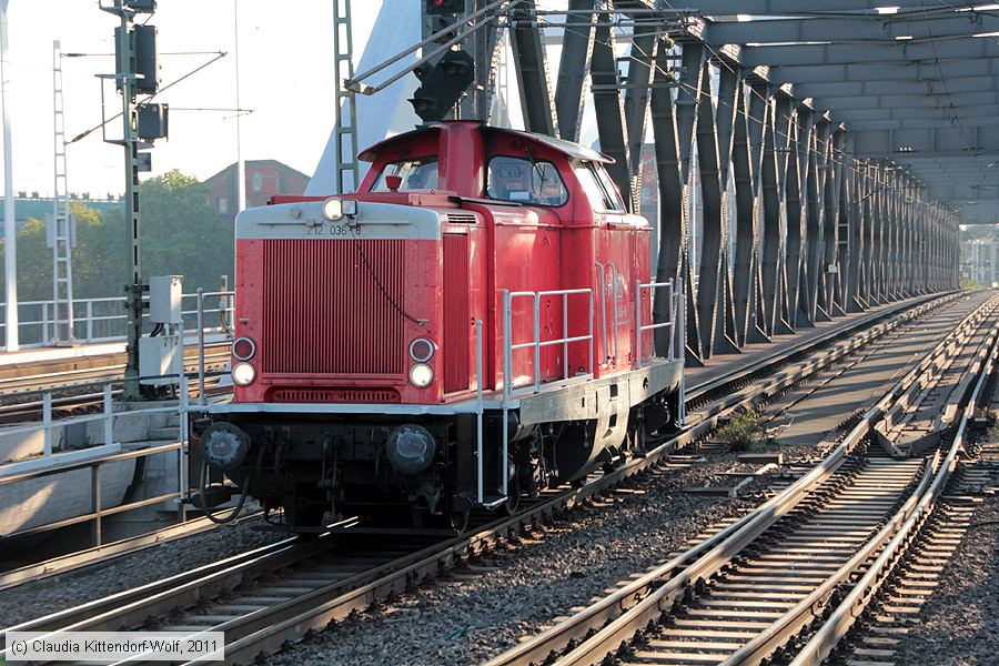 Deutsche Bahn - 212036-8
/ Bild: db2120368_cw1109270118.jpg Deutsche Bahn - 212036-8
/ Bild: db2120368_cw1109270118.jpg