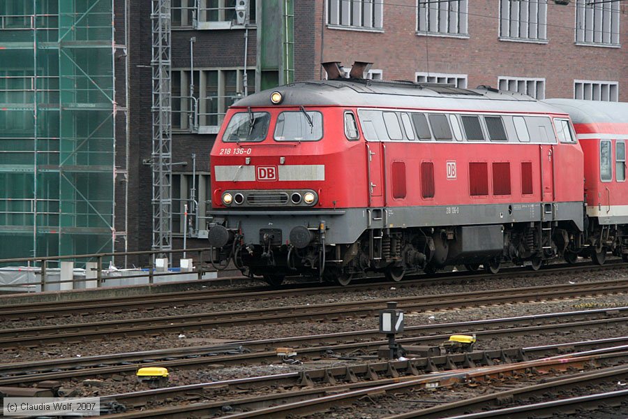Deutsche Bahn - 218136-0
/ Bild: db2181360_cw0710030110.jpg