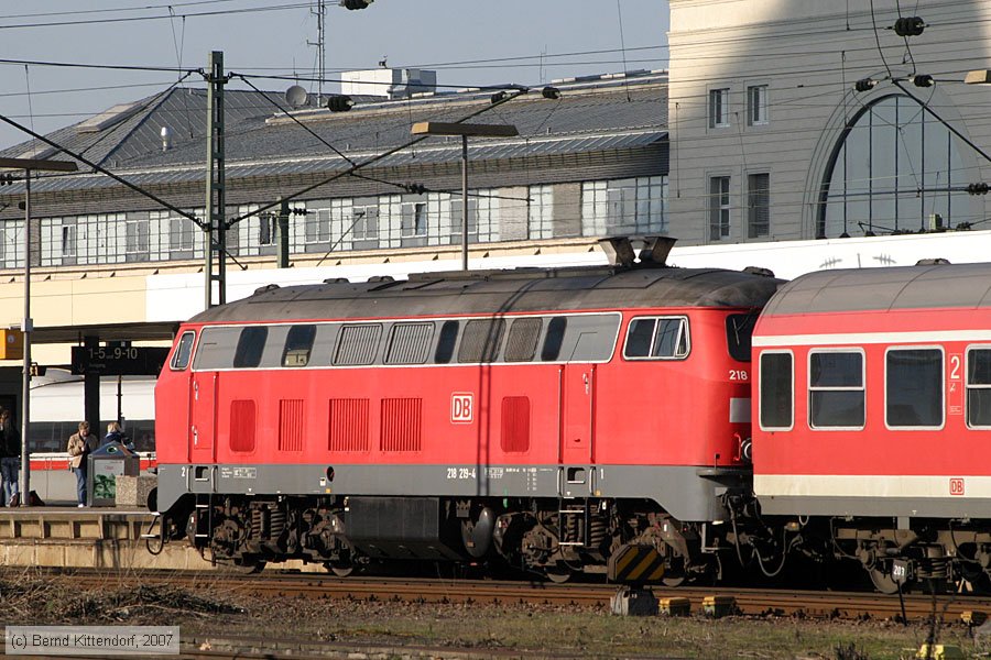 Deutsche Bahn - 218219-4
/ Bild: db2182194_bk0703110142.jpg