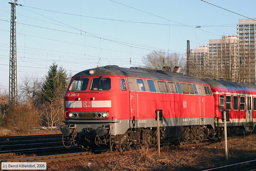 Deutsche Bahn - 218205-3
/ Bild: db2182053_e0013418.jpg