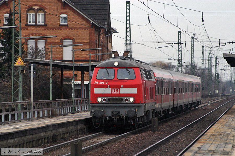Deutsche Bahn - 218205-3
/ Bild: db2182053_e0014435.jpg