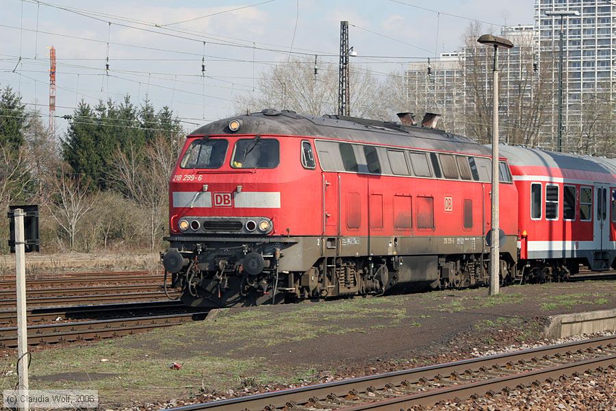 Deutsche Bahn - 218299-6
/ Bild: db2182996_cw0604060029.jpg Deutsche Bahn - 218299-6
/ Bild: db2182996_cw0604060029.jpg