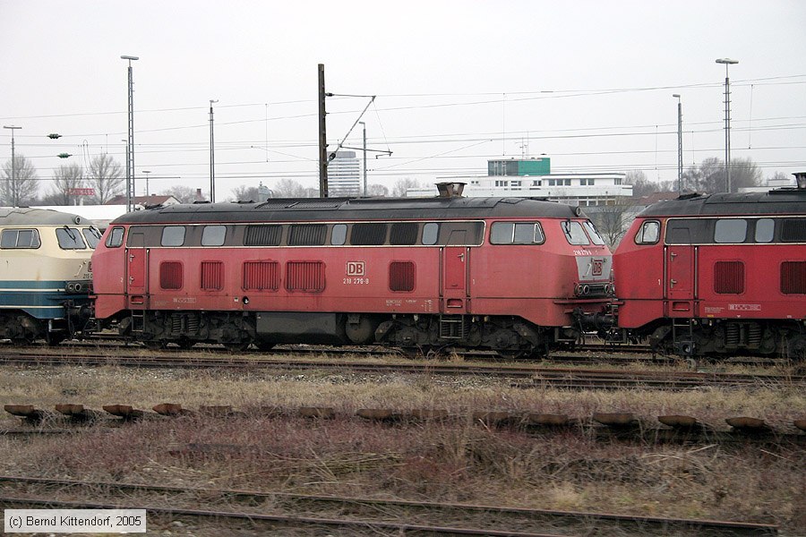 Deutsche Bahn - 218279-8
/ Bild: db2182798_e0014844.jpg Deutsche Bahn - 218279-8
/ Bild: db2182798_e0014844.jpg
