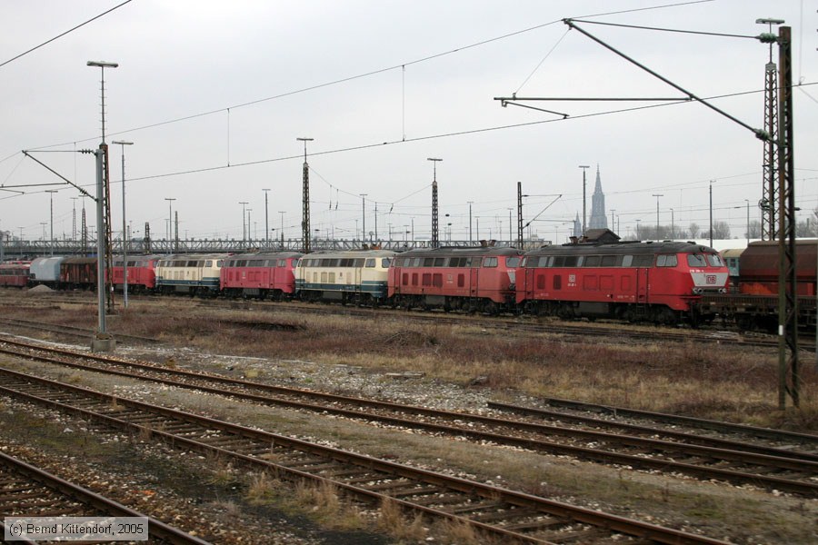 Deutsche Bahn - 218281-4
/ Bild: db2182814_e0014842.jpg Deutsche Bahn - 218281-4
/ Bild: db2182814_e0014842.jpg