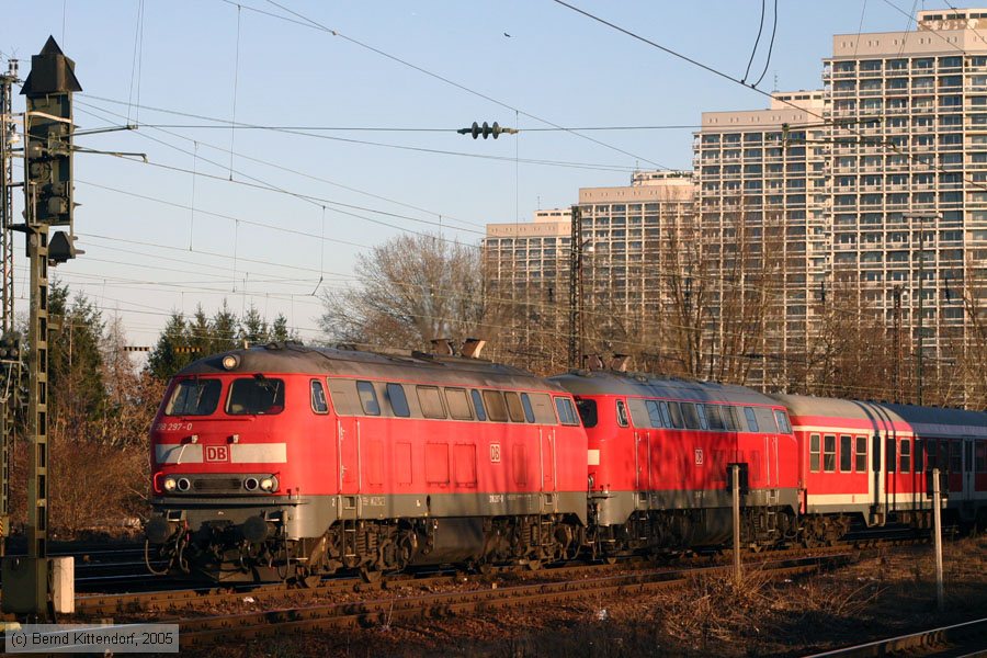 Deutsche Bahn - 218297-0
/ Bild: db2182970_e0013424.jpg Deutsche Bahn - 218297-0
/ Bild: db2182970_e0013424.jpg
