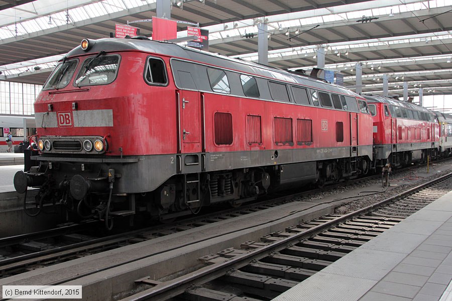 Deutsche Bahn - 218404-2
/ Bild: db2184042_bk1505110086.jpg Deutsche Bahn - 218404-2
/ Bild: db2184042_bk1505110086.jpg