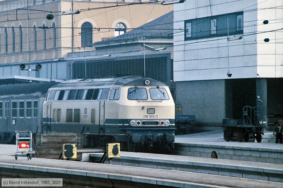 Deutsche Bundesbahn - 218903-3
/ Bild: db2189033_bd069610.jpg