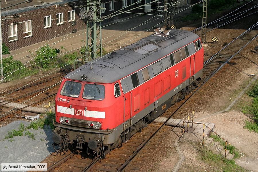 Deutsche Bahn - 225811-9
/ Bild: db2258119_bk0605090112.jpg