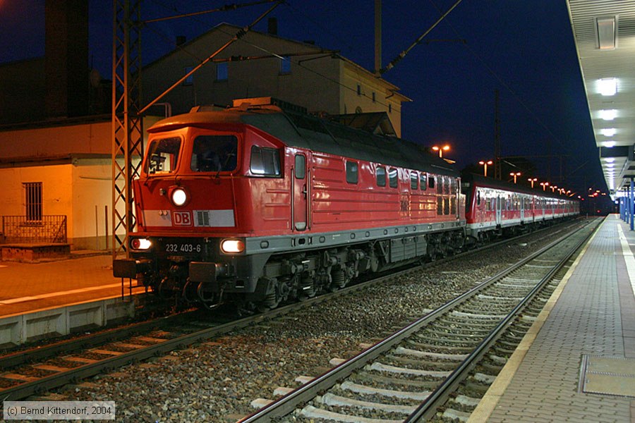 Deutsche Bahn - 232403-6
/ Bild: db2324036_e0006775.jpg Deutsche Bahn - 232403-6
/ Bild: db2324036_e0006775.jpg