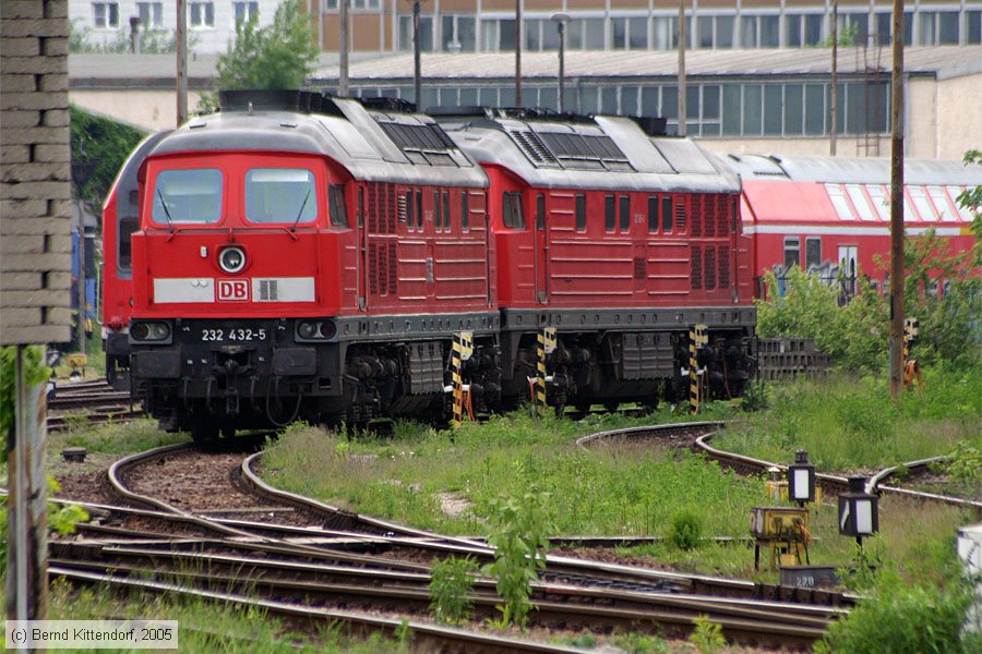 Deutsche Bahn - 232432-5
/ Bild: db2324325_e0020026.jpg