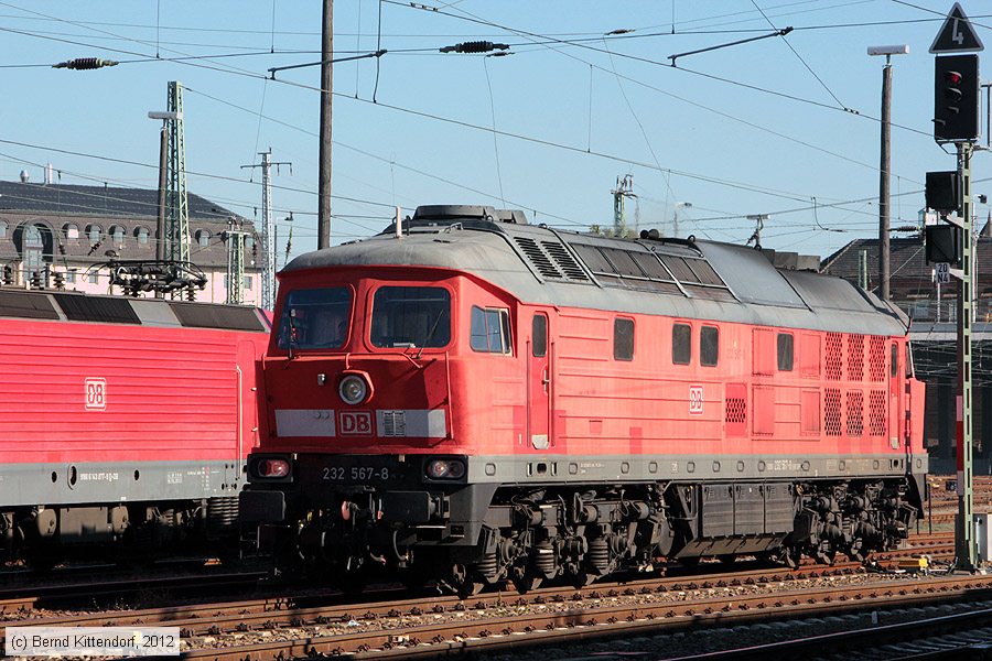 Deutsche Bahn - 232567-8
/ Bild: db2325678_bk1210200065.jpg