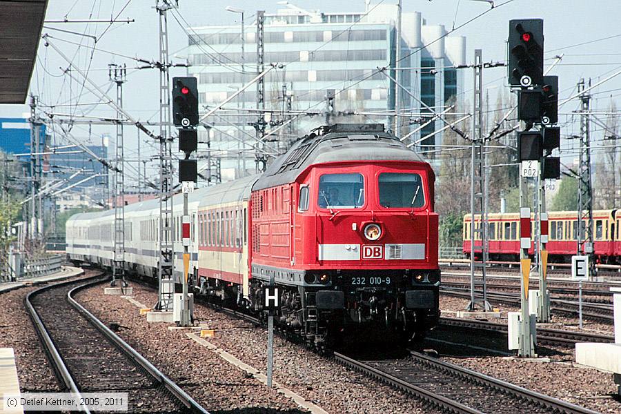 Deutsche Bahn - 232010-9
/ Bild: db2320109_dk145312.jpg