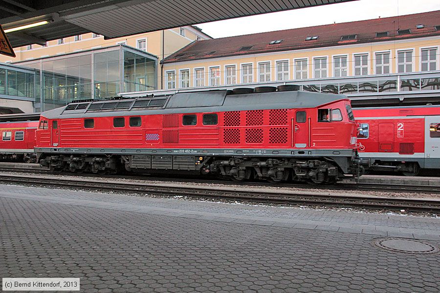 Deutsche Bahn - 233452-2
/ Bild: db2334522_bk1303140089.jpg