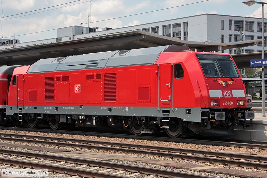 Deutsche Bahn - 245 008
/ Bild: db245008_bk1406180205.jpg Deutsche Bahn - 245 008
/ Bild: db245008_bk1406180205.jpg