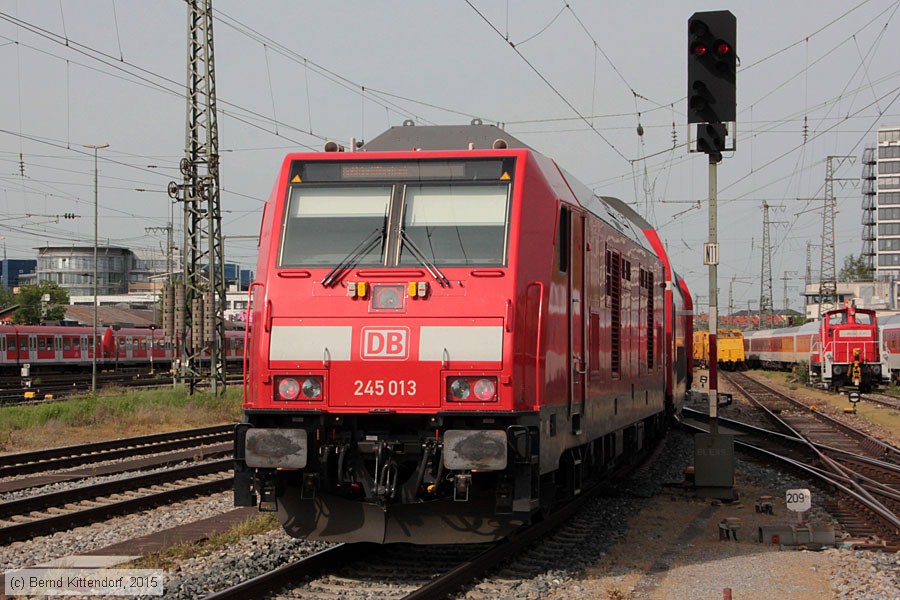 Deutsche Bahn - 245 013
/ Bild: db245013_bk1505120249.jpg