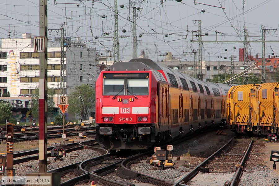 Deutsche Bahn - 245 013
/ Bild: db245013_bk1505120252.jpg