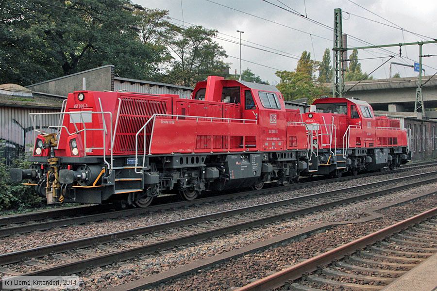 Deutsche Bahn - 261098-8
/ Bild: db2610988_bk1410150313.jpg