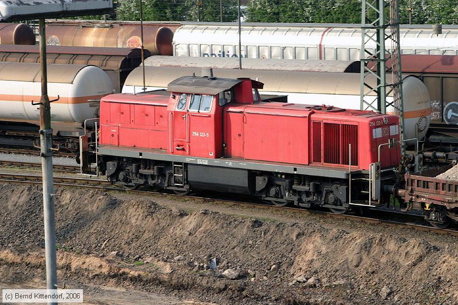 Deutsche Bahn - 294123-5
/ Bild: db2941235_bk0605090093.jpg Deutsche Bahn - 294123-5
/ Bild: db2941235_bk0605090093.jpg