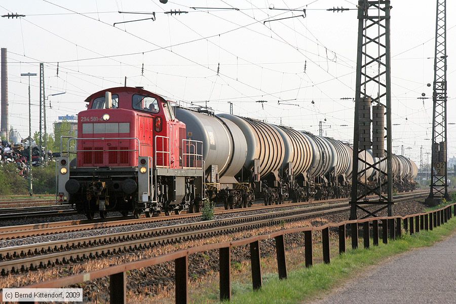 Deutsche Bahn - 294581-4
/ Bild: db2945814_bk0904140060.jpg