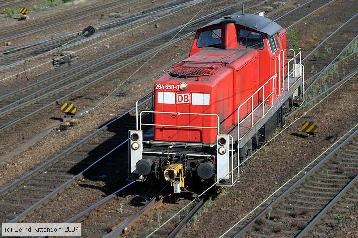 Deutsche Bahn - 294658-0
/ Bild: db2946580_bk0704300172.jpg