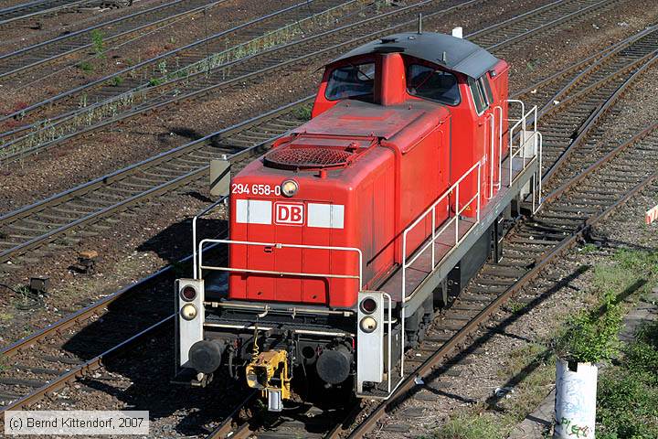 Deutsche Bahn - 294658-0
/ Bild: db2946580_bk0704300175.jpg