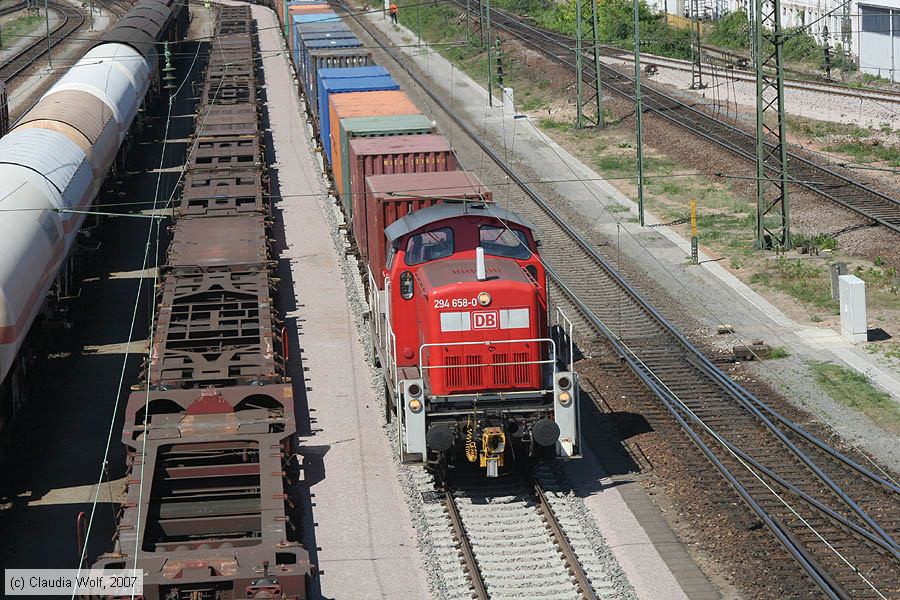 Deutsche Bahn - 294658-0
/ Bild: db2946580_cw0704300040.jpg