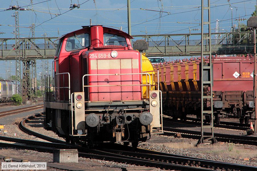 Deutsche Bahn - 294659-8
/ Bild: db2946598_bk1306210163.jpg