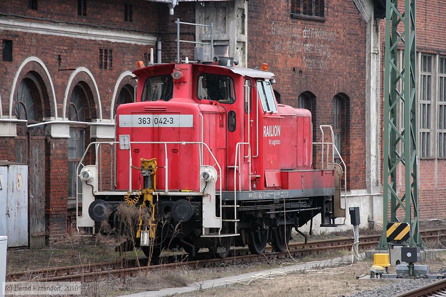 Deutsche Bahn - 363042-3
/ Bild: db3630423_bk1003190067.jpg Deutsche Bahn - 363042-3
/ Bild: db3630423_bk1003190067.jpg