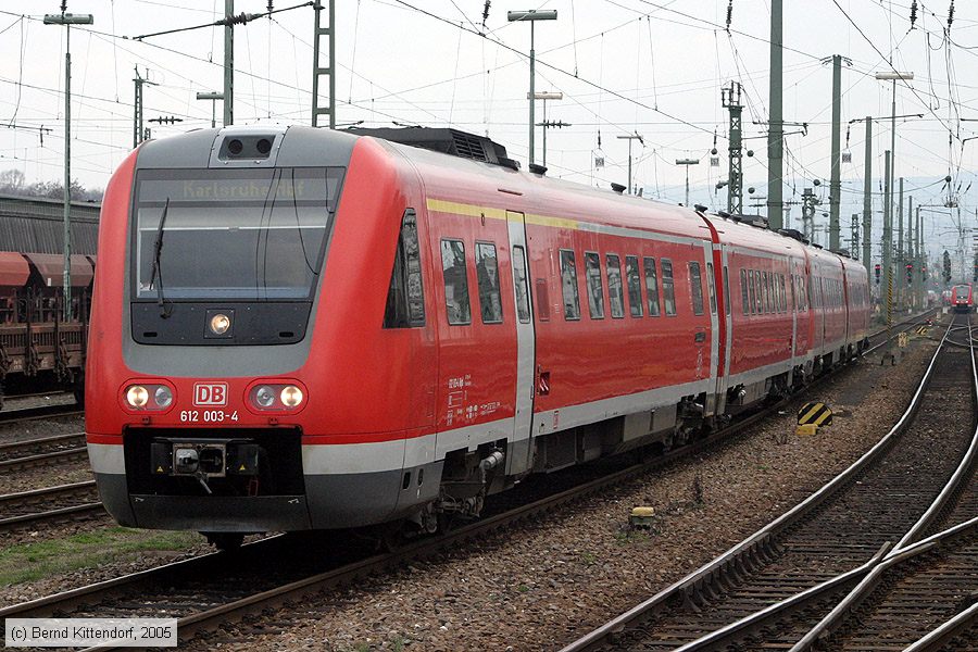 Deutsche Bahn - 612003-4
/ Bild: db6120034_e0015536.jpg
