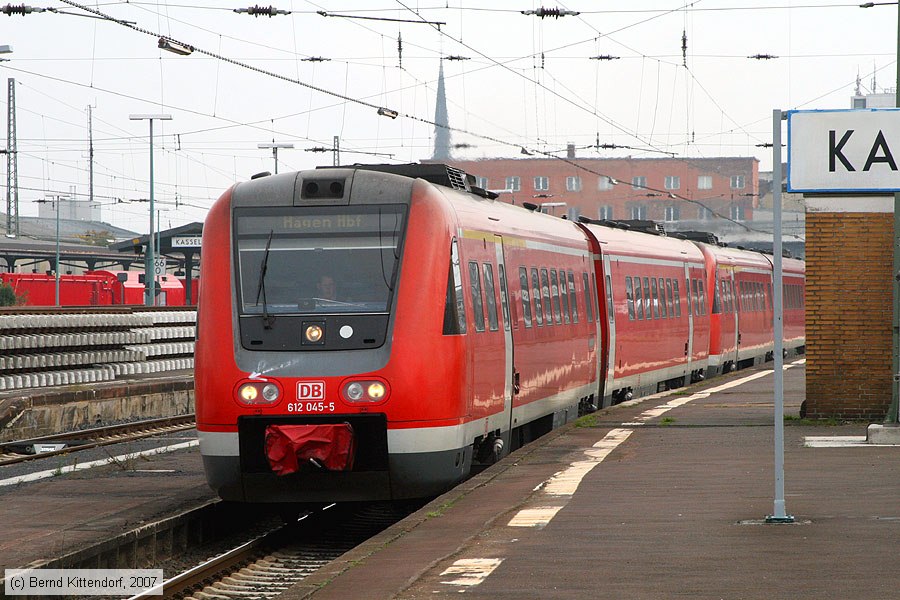 Deutsche Bahn - 612045-5
/ Bild: db6120455_bk0710280033.jpg