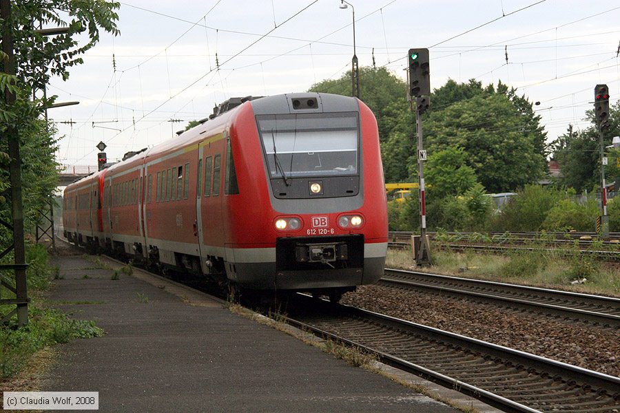 Deutsche Bahn - 612120-6
/ Bild: db6121206_cw0806110283.jpg