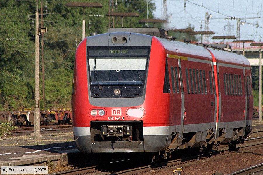 Deutsche Bahn - 612144-6
/ Bild: db6121446_e0021850.jpg Deutsche Bahn - 612144-6
/ Bild: db6121446_e0021850.jpg