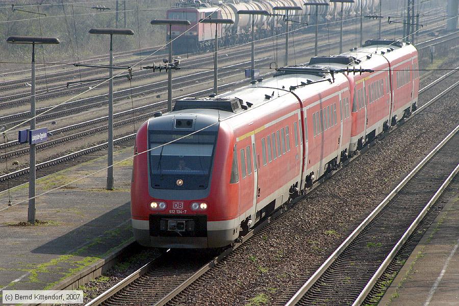 Deutsche Bahn - 612134-7
/ Bild: db6121347_bk0703150138.jpg Deutsche Bahn - 612134-7
/ Bild: db6121347_bk0703150138.jpg