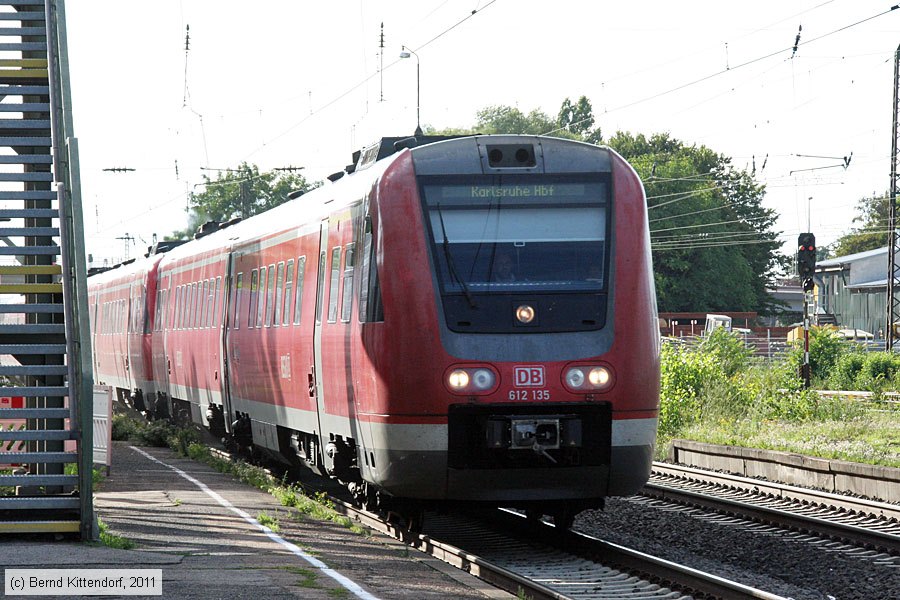 Deutsche Bahn - 612 135
/ Bild: db612135_bk1107180020.jpg Deutsche Bahn - 612 135
/ Bild: db612135_bk1107180020.jpg