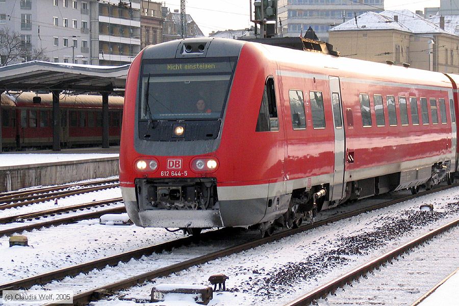 Deutsche Bahn - 612644-5
/ Bild: db6126445_cw025280.jpg