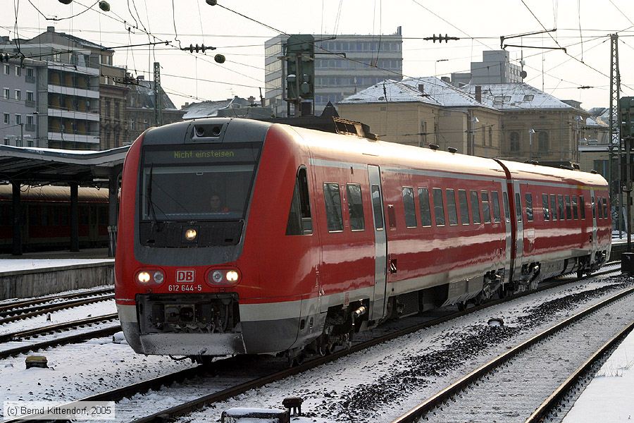 Deutsche Bahn - 612644-5
/ Bild: db6126445_e0025393.jpg