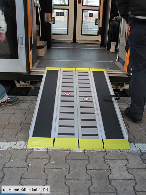 Deutsche Bahn - 622 037
/ Bild: db622037_bk1601220072.jpg Deutsche Bahn - 622 037
/ Bild: db622037_bk1601220072.jpg