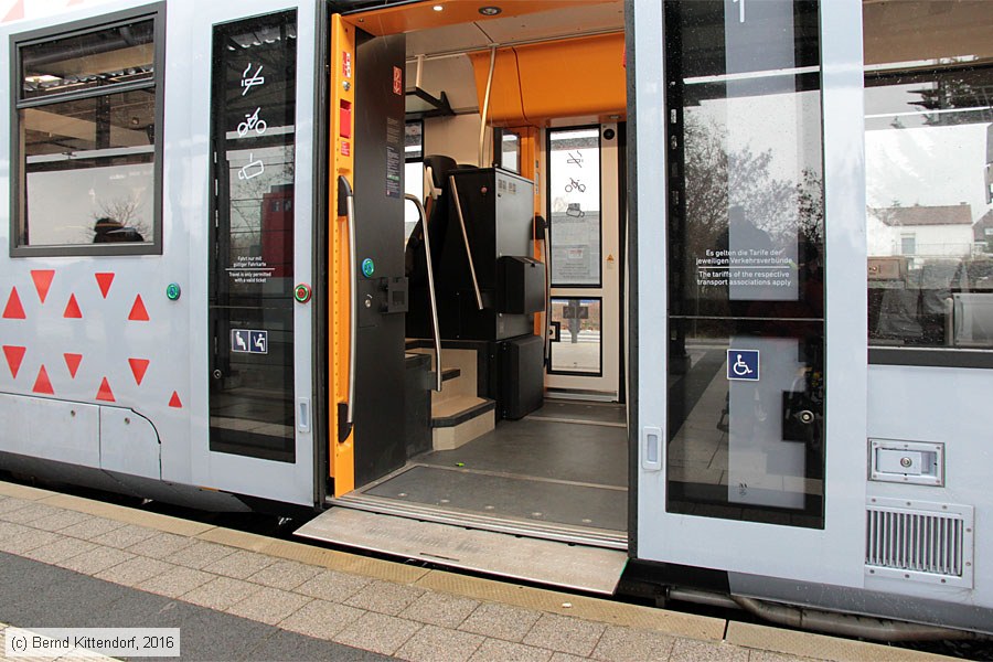 Deutsche Bahn - 622 038
/ Bild: db622038_bk1603040073.jpg