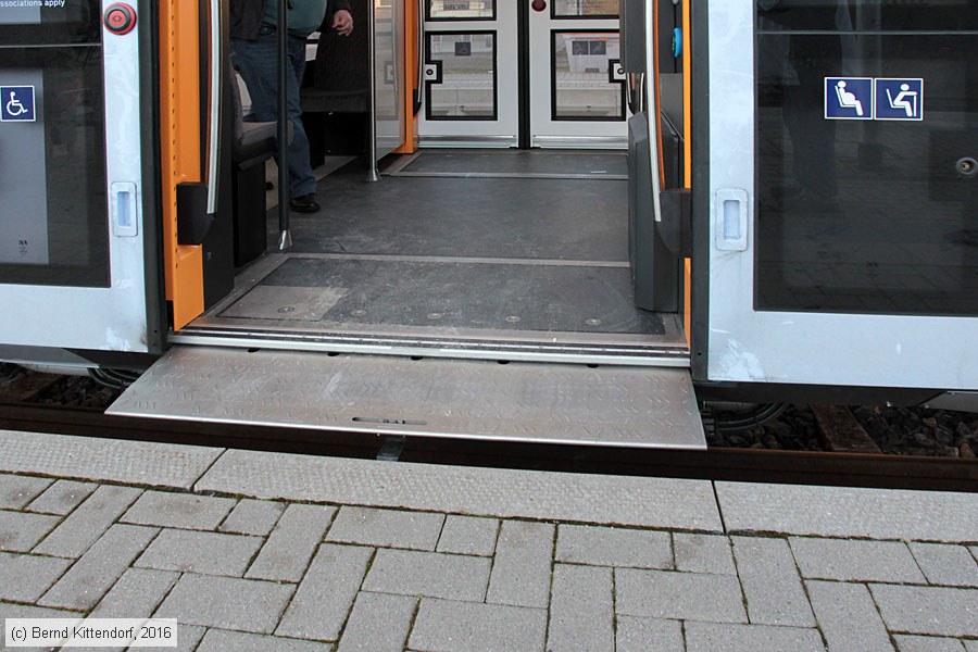 Deutsche Bahn - 622 043
/ Bild: db622043_bk1601250039.jpg