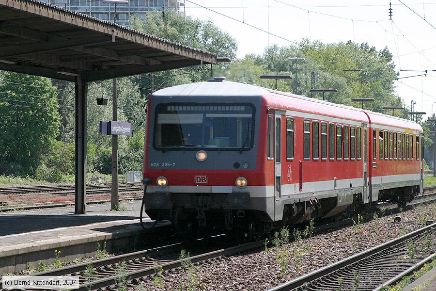 Deutsche Bahn - 628205-7
/ Bild: db6282057_bk0704300006.jpg Deutsche Bahn - 628205-7
/ Bild: db6282057_bk0704300006.jpg