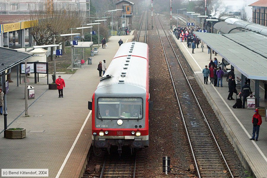 Deutsche Bahn - 628233-9
/ Bild: db6282339_e0012126.jpg Deutsche Bahn - 628233-9
/ Bild: db6282339_e0012126.jpg