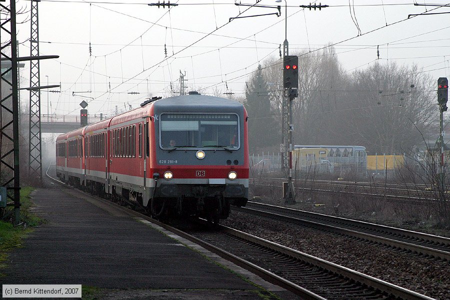 Deutsche Bahn - 628281-8
/ Bild: db6282818_bk0702200026.jpg