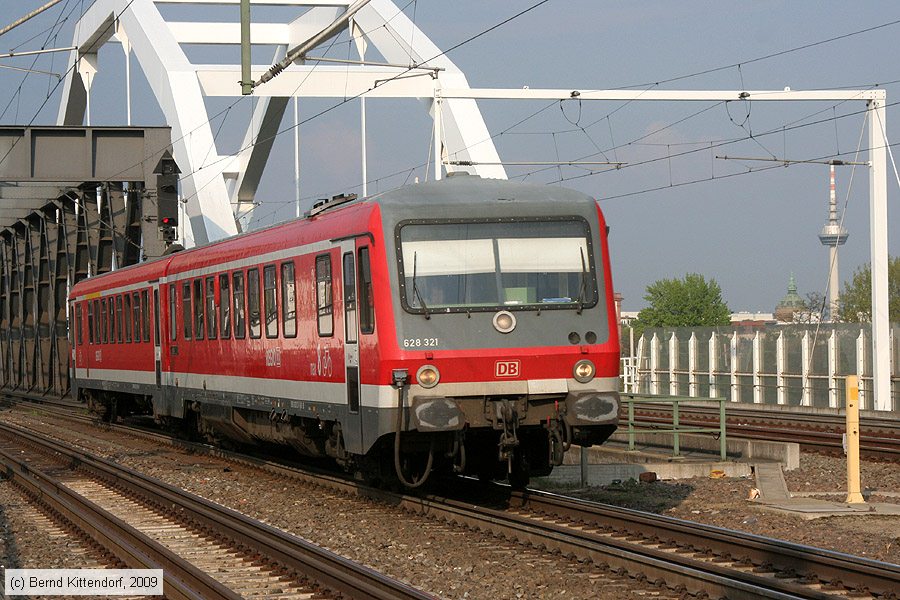 Deutsche Bahn - 628 321
/ Bild: db628321_bk0904140041.jpg Deutsche Bahn - 628 321
/ Bild: db628321_bk0904140041.jpg