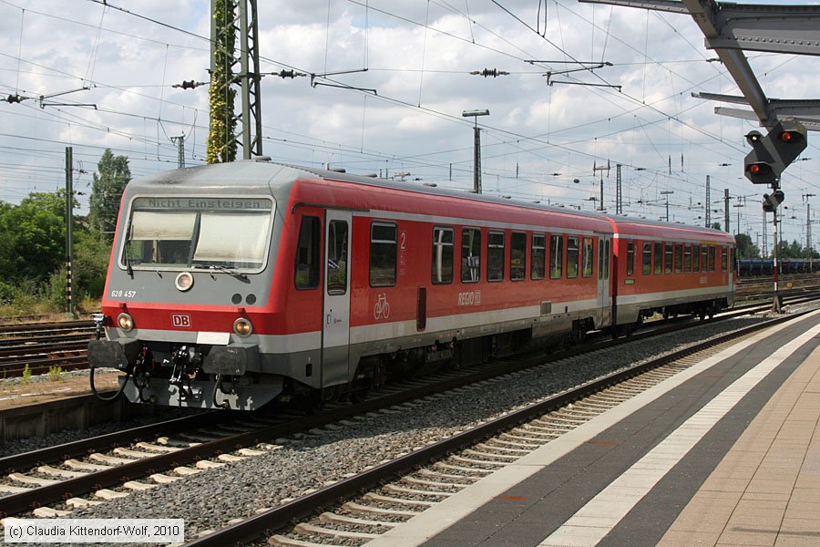Deutsche Bahn - 628 457
/ Bild: db628457_cw1007130023.jpg Deutsche Bahn - 628 457
/ Bild: db628457_cw1007130023.jpg